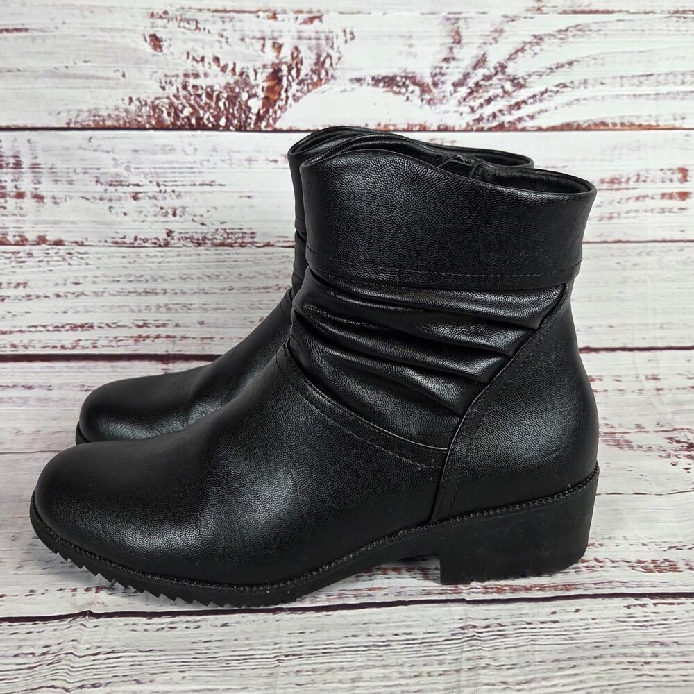 White Mountain Durbon Women's Black Low Heel Ankle Boots 8.5M Zip up Minimalist